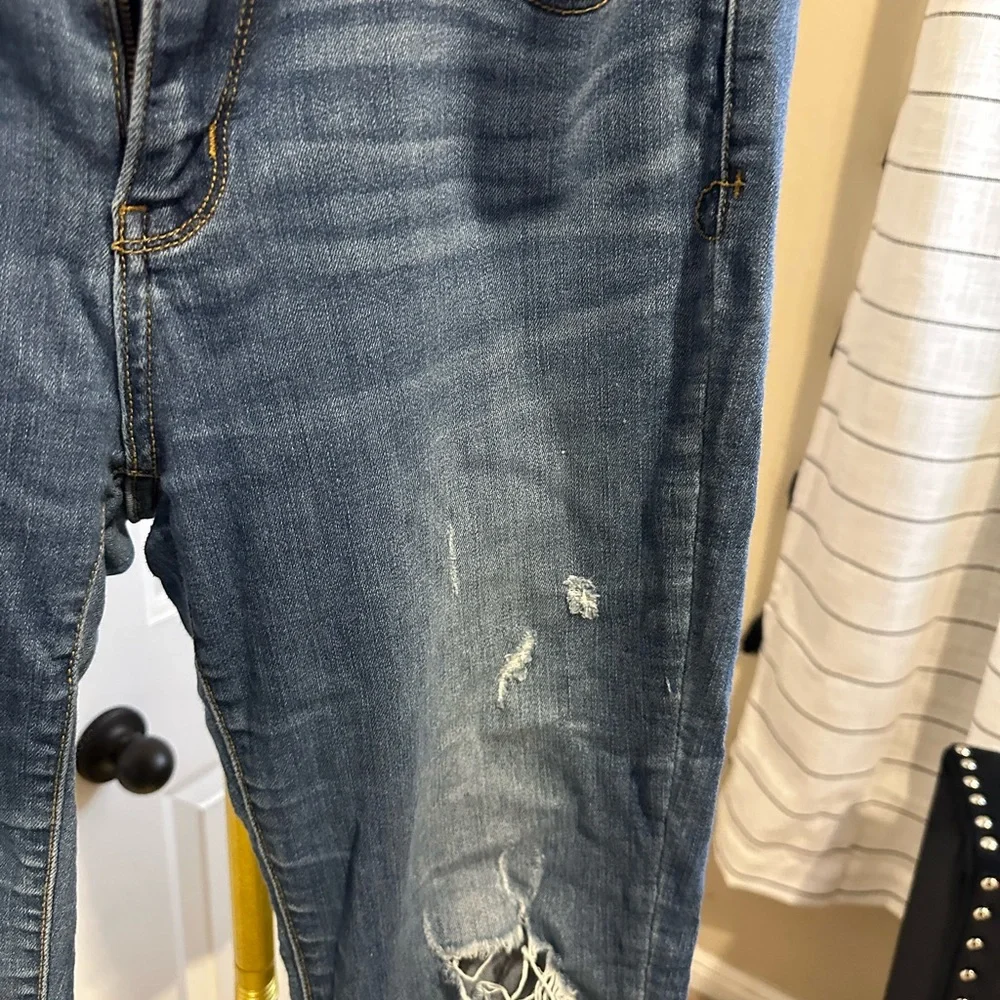 Judy Blue Light Blue relaxed Distressed Boyfriend cropped Jeans size 13 juniors - Picture 5 of 9